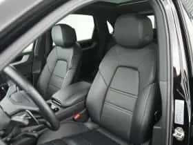 Porsche Cayenne (2023) thumbnail 11