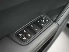 Porsche Cayenne (2023) thumbnail 15