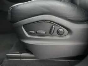 Porsche Cayenne (2023) thumbnail 19