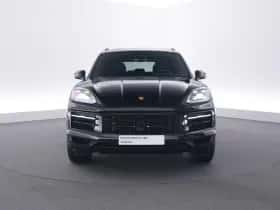Porsche Cayenne (2023) thumbnail 8