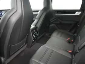 Porsche Cayenne (2025) thumbnail 28