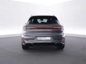 Porsche Cayenne (2025) thumbnail 4