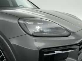 Porsche Cayenne (2025) thumbnail 36