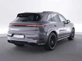 Porsche Cayenne (2025) thumbnail 5