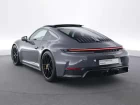 Porsche 911 (2025) thumbnail 3