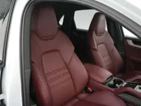 Porsche Cayenne (2024) thumbnail 32