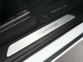 Porsche Cayenne (2024) thumbnail 35