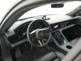 Porsche Taycan (2022) thumbnail 13