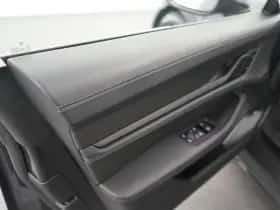 Porsche Taycan (2022) thumbnail 15