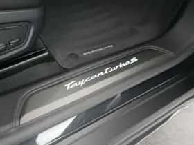 Porsche Taycan (2022) thumbnail 38