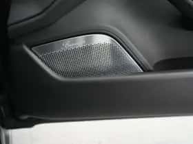 Porsche Taycan (2022) thumbnail 40