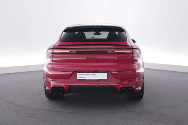 Porsche Cayenne (2023) thumbnail 4