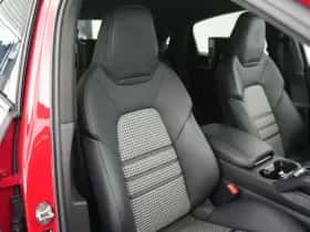 Porsche Cayenne (2023) thumbnail 38