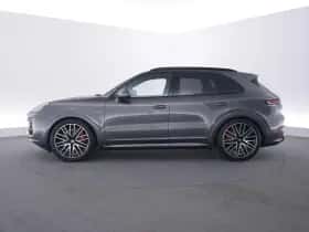 Porsche Cayenne (2024) thumbnail 2