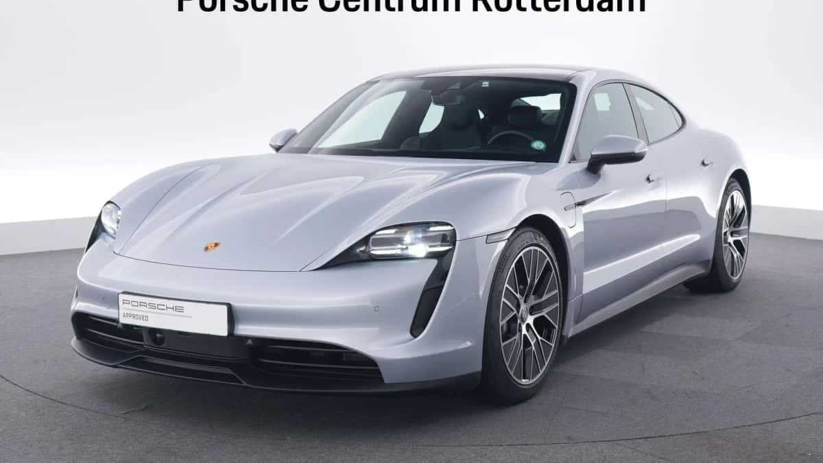 Porsche Taycan (2023) — foto 1