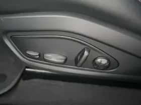 Porsche Taycan (2023) thumbnail 18