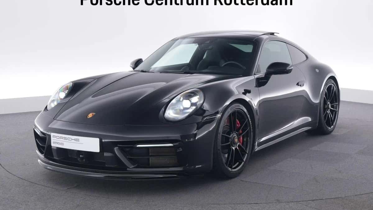 Porsche 911 (2022) — foto 1