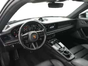 Porsche 911 (2022) thumbnail 13