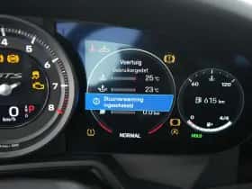 Porsche 911 (2022) thumbnail 24