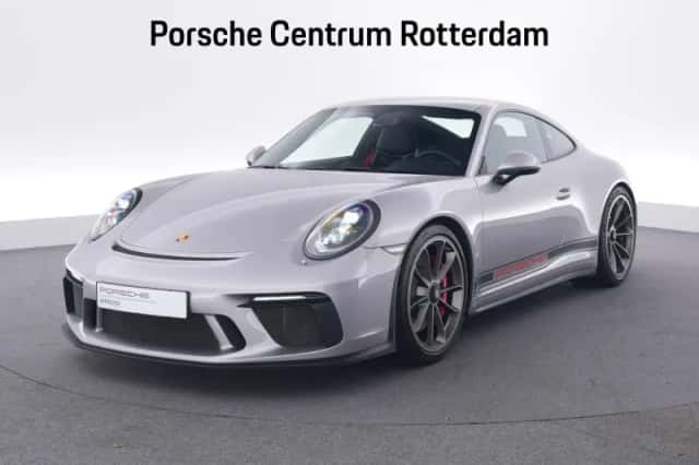Porsche 911 (2018) thumbnail 1