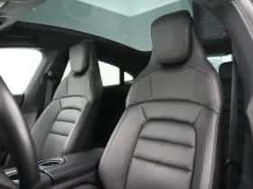 Porsche Taycan (2021) thumbnail 12