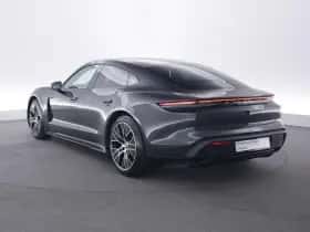 Porsche Taycan (2021) thumbnail 3