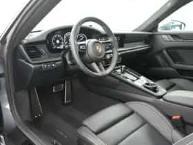 Porsche 911 (2025) thumbnail 12