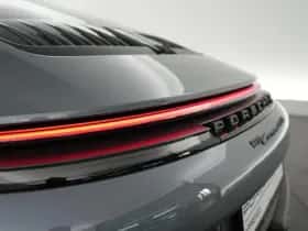 Porsche 911 (2025) thumbnail 33