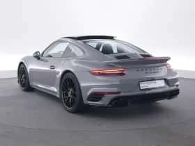 Porsche 911 (2017) thumbnail 3