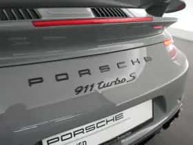 Porsche 911 (2017) thumbnail 40