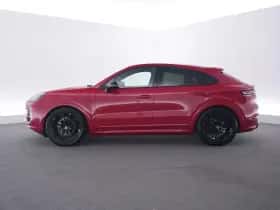 Porsche Cayenne (2025) thumbnail 2