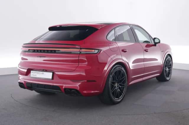Porsche Cayenne (2025) thumbnail 5