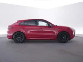 Porsche Cayenne (2025) thumbnail 6
