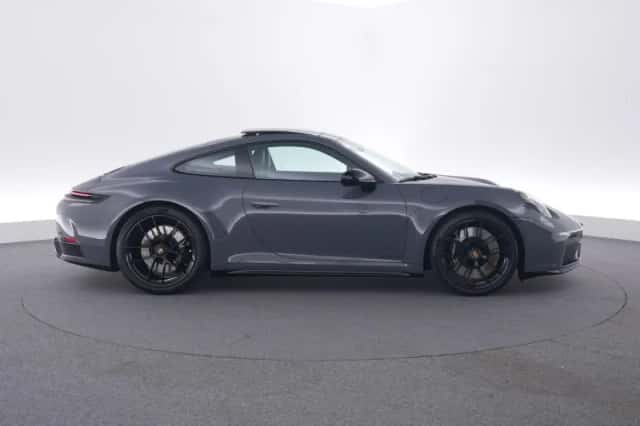 Porsche 911 (2026) thumbnail 6