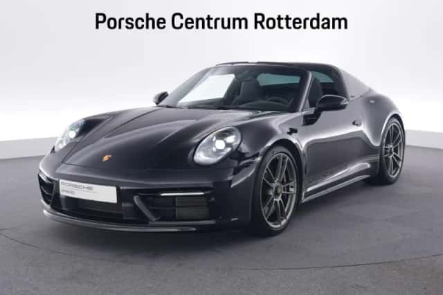 Porsche 911 (2024) thumbnail 1
