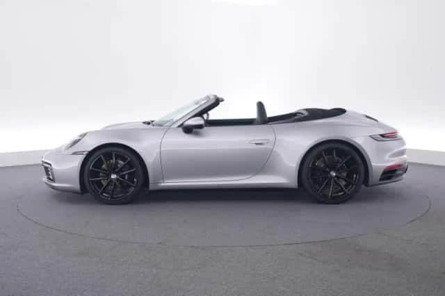 Porsche 911 (2019) thumbnail 2