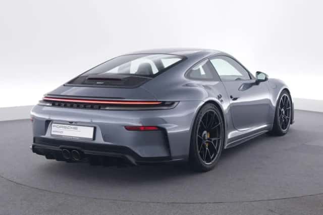 Porsche 911 (2026) thumbnail 5