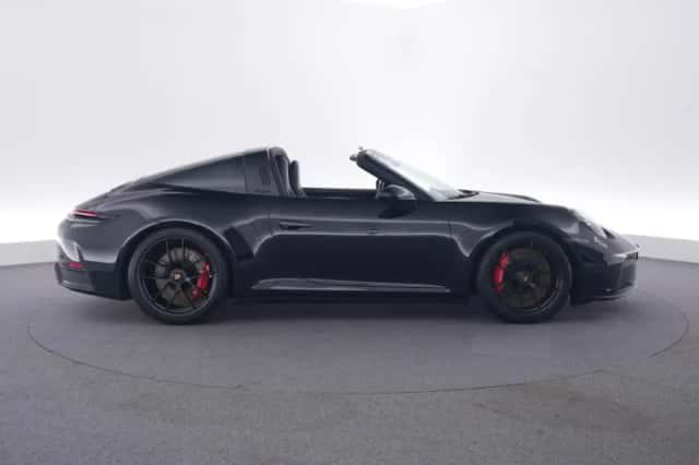 Porsche 911 (2026) thumbnail 6