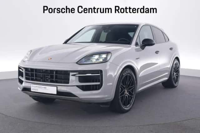 Porsche Cayenne (2024) thumbnail 1