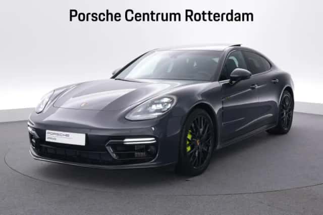 Porsche Panamera (2023) thumbnail 1