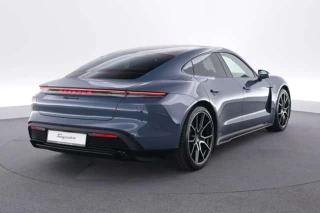 Porsche Taycan (2026) thumbnail 5