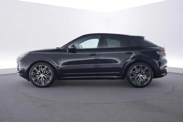 Porsche Cayenne (2026) thumbnail 2