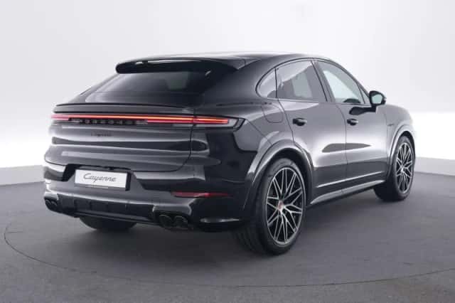 Porsche Cayenne (2026) thumbnail 5