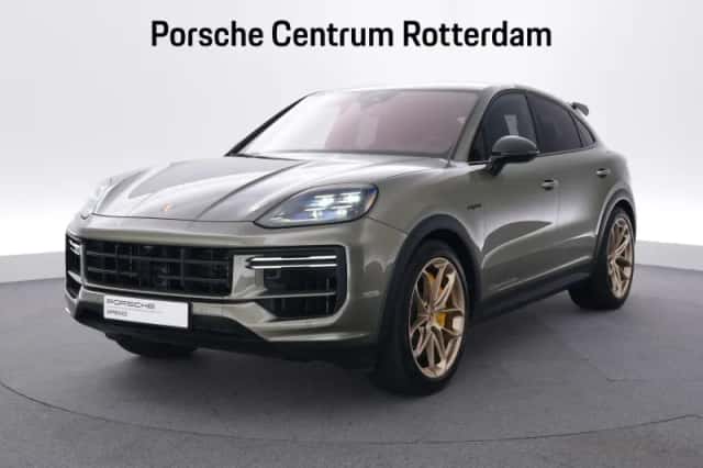 Porsche Cayenne (2024) thumbnail 1