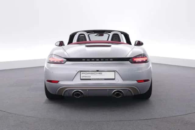 Porsche 718 (2021) thumbnail 4