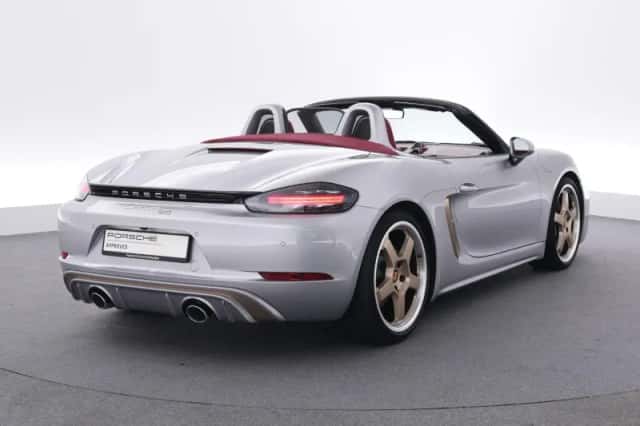 Porsche 718 (2021) thumbnail 5