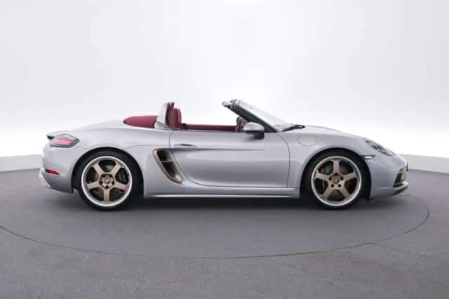 Porsche 718 (2021) thumbnail 6