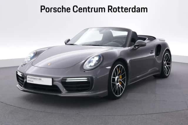 Porsche 911 (2018) thumbnail 1