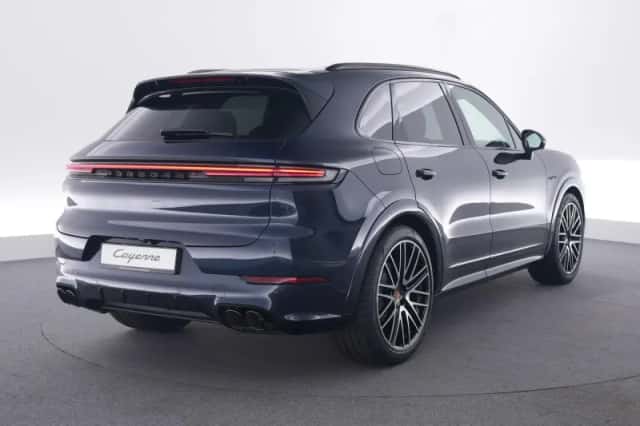 Porsche Cayenne (2026) thumbnail 5