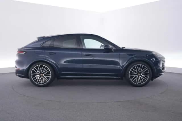 Porsche Cayenne (2026) thumbnail 6